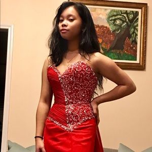 TIFFANY -PROM GOWN/BRIDESMAID/Formal Wear-SIZE 2
